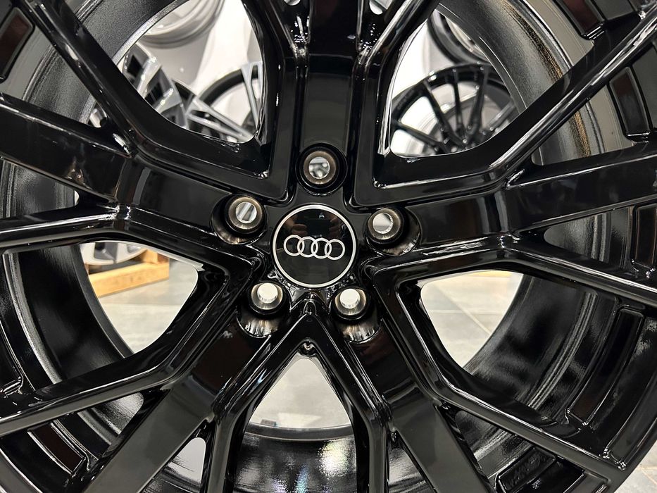 Oryginalne felgi aluminiowe 20 5x112 Audi Q3 RSQ3 Tiguan Kodiaq Superb