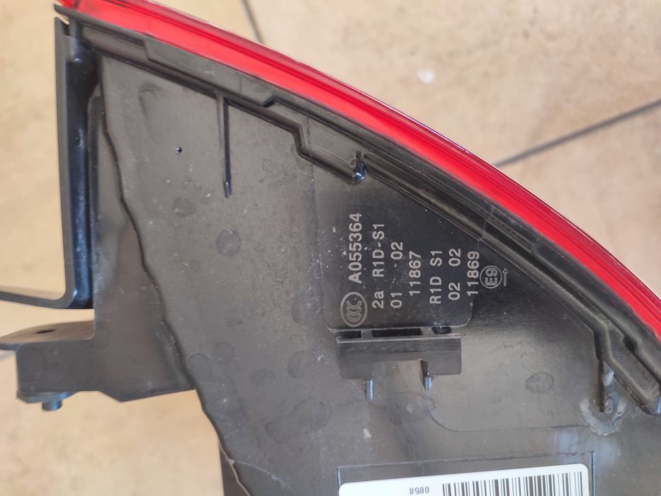 Lampa tylna prawa VW Touran 2024