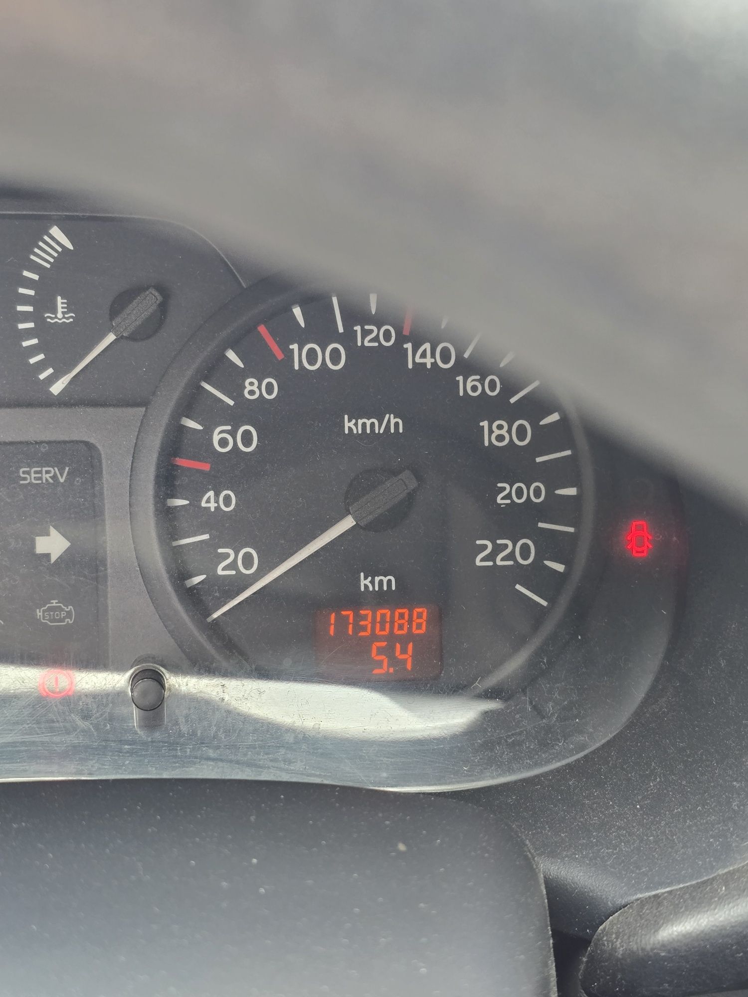 Renault clio II 1.4 16v