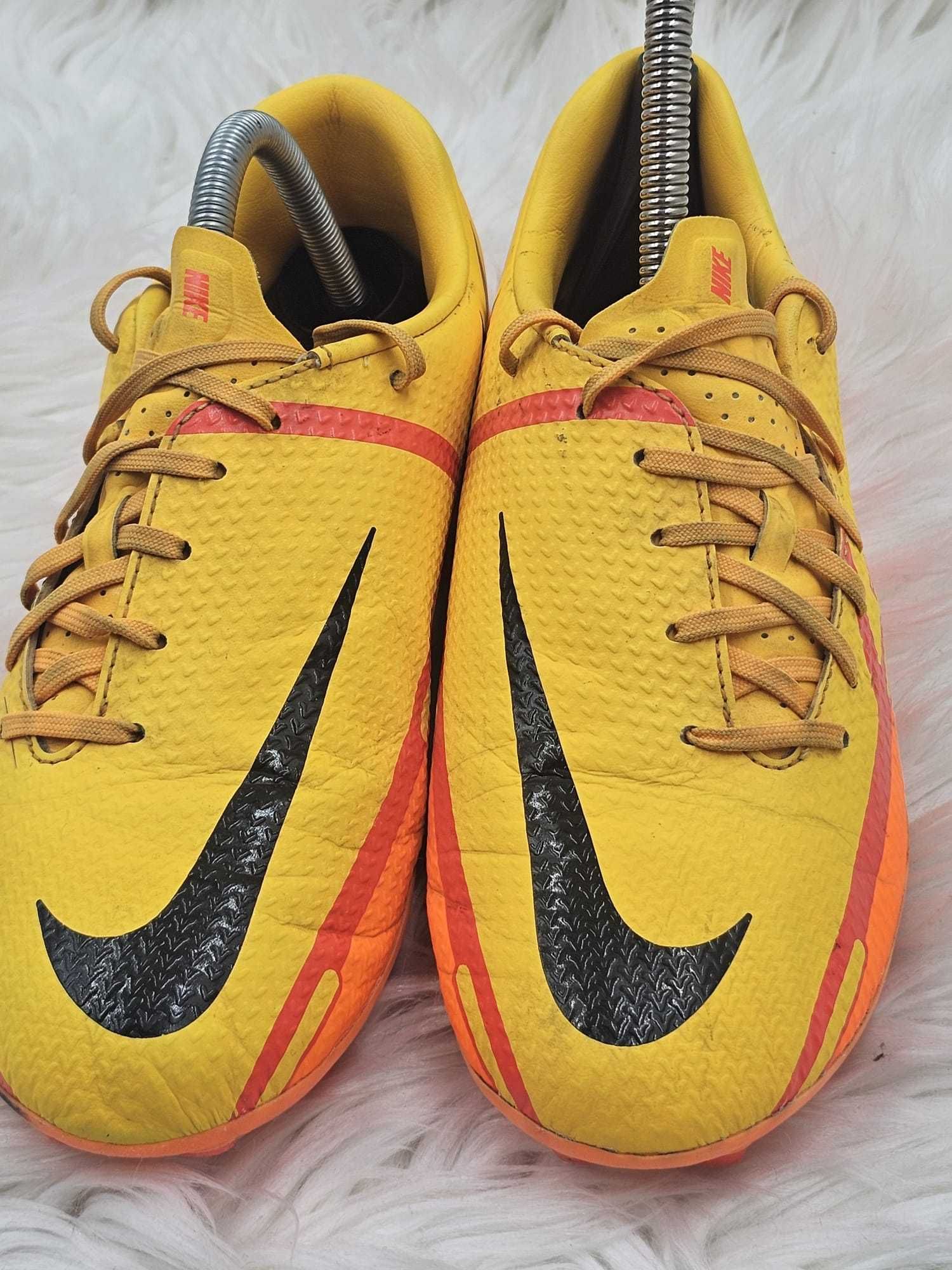 Nike Phantom GT2 Academy buty piłkarskie korki r. 39