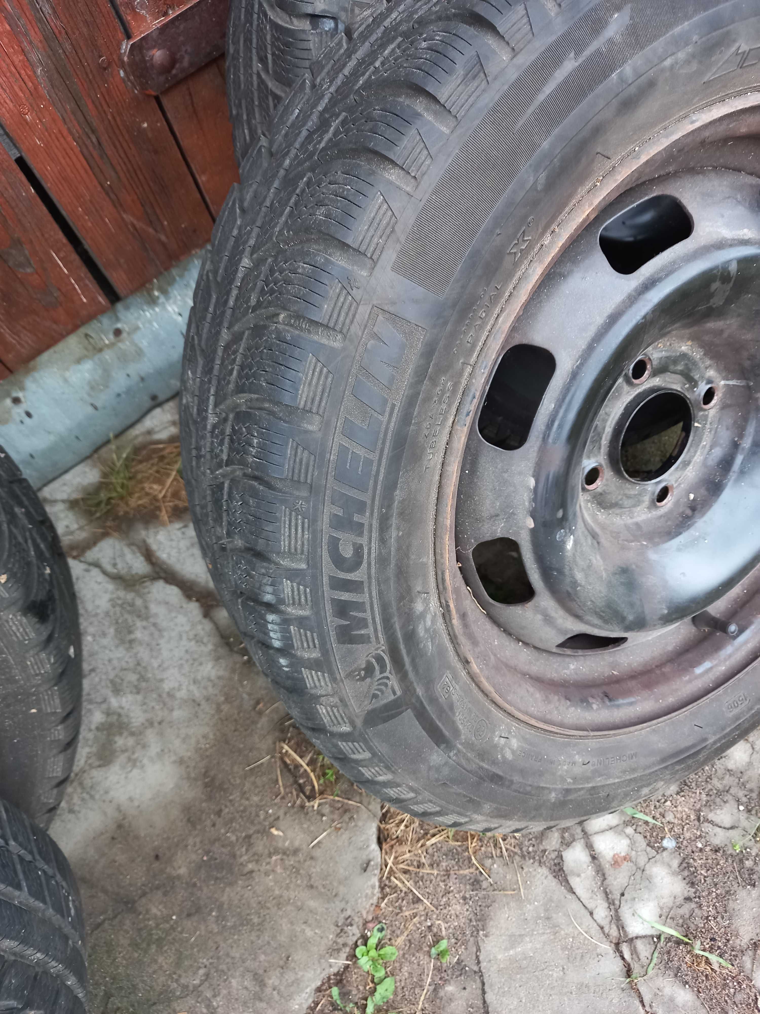 sprzedam kola do Volkswagena i kola do opla oraz kola michelin ZIMOWE