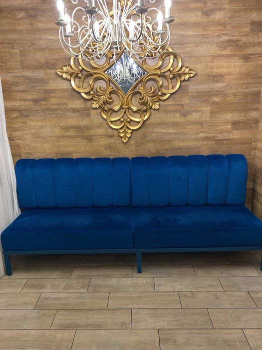Продам дивани  для ресторану