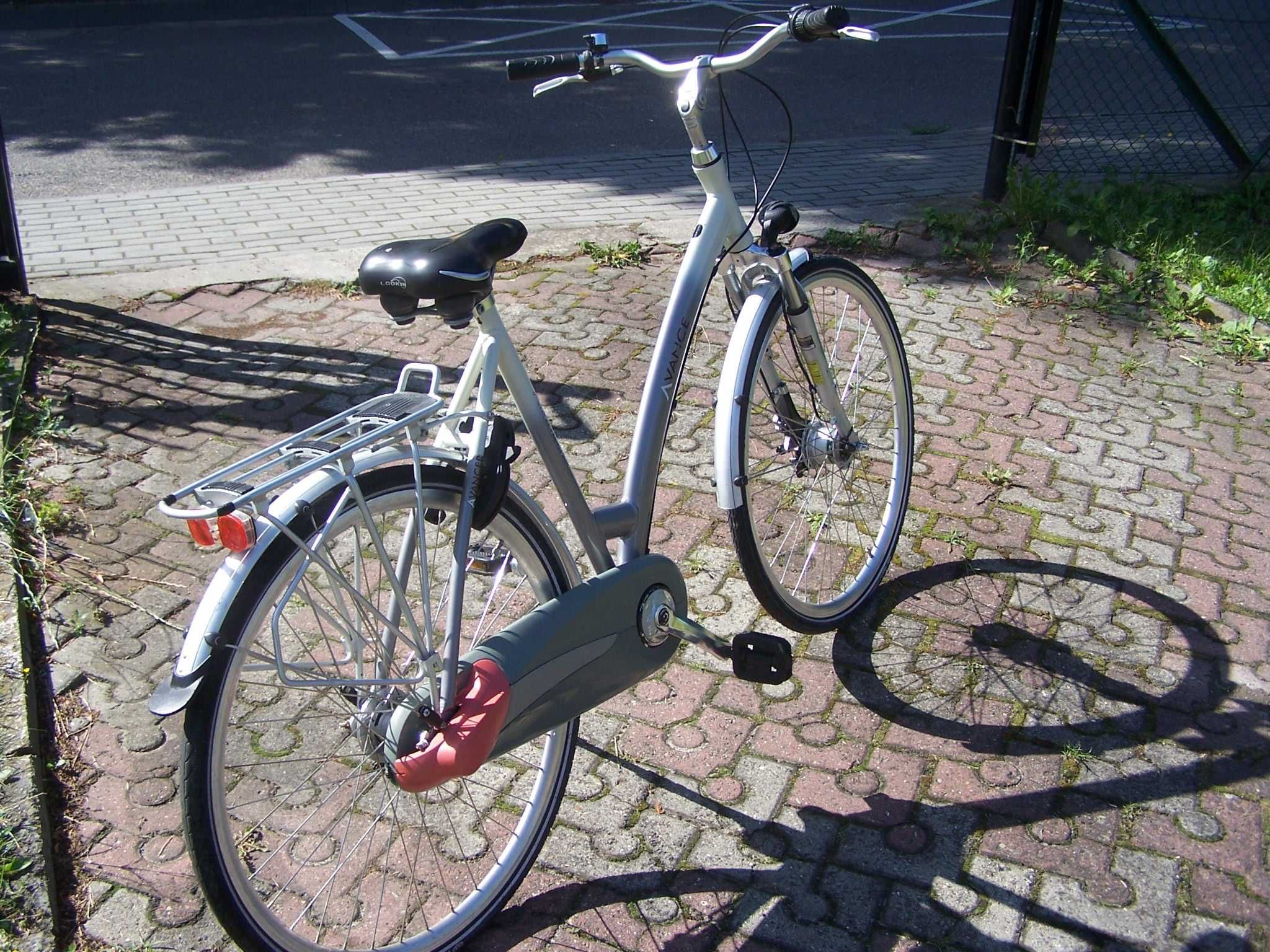 Sprzedam rower damski damka