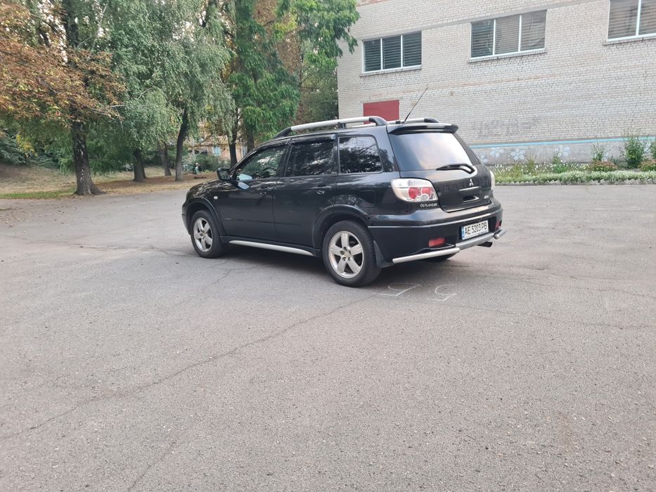 Mitsubishi outlander 2.4 avtomat