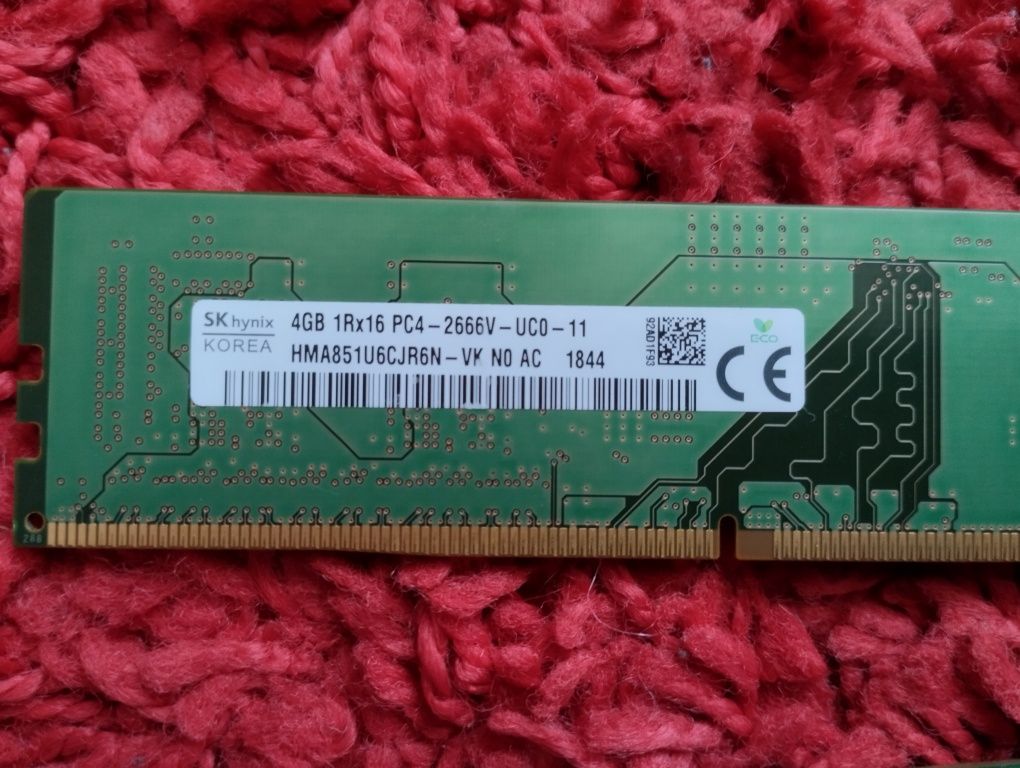 Продам ОЗУ 8Gb 2 плашки по 4Гб