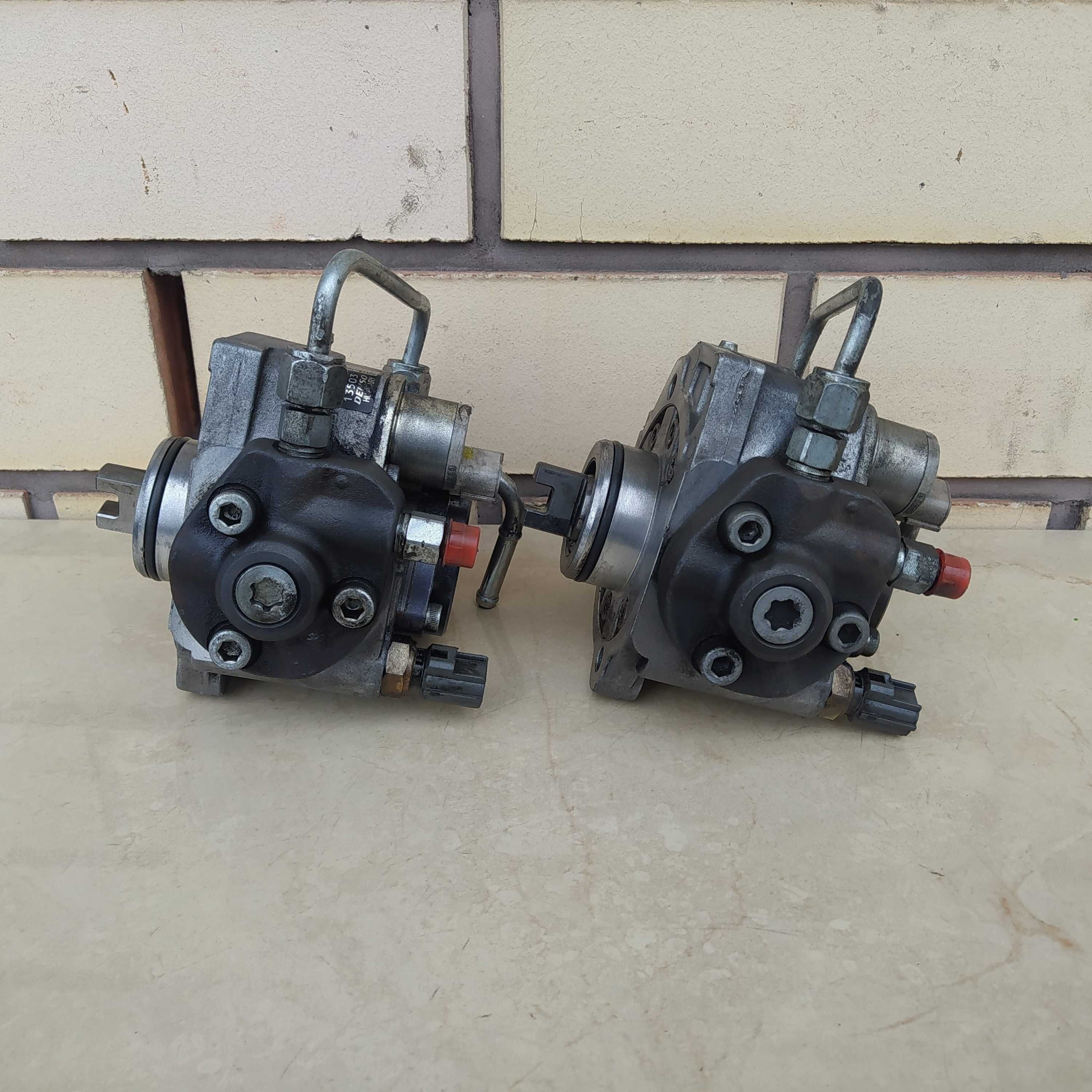 Топливный насос ТНВД Toyota Rav4 2.2D-4D | Avensis T25 2.0D-4D 2.2D-4D