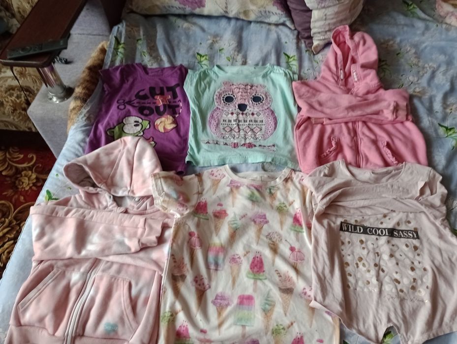 Пакет одягу на дівчинку 122 128