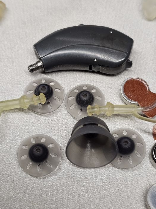 Цифровой Слуховой Аппарат AudioService XS (миниатюрный, заушный)