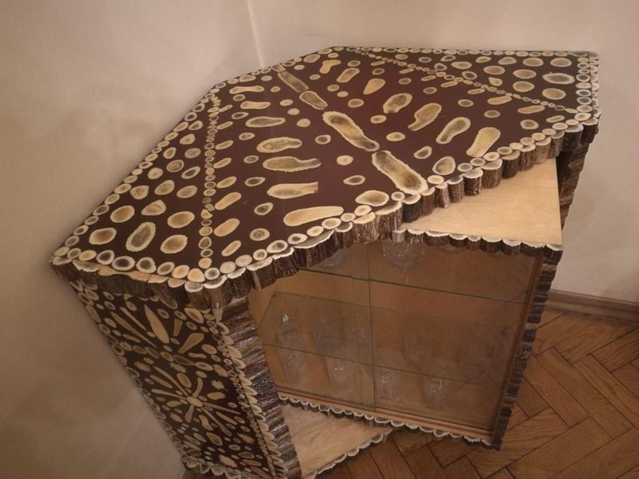 Meble z poroża (ława, stolik RTV, barek, barometr)