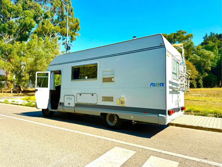 Autocaravana integral Pilote 2.5TD ano 1998