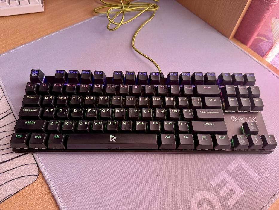 Механічна клавіатура RZTK Mamba TKL Kailh Black Speed на гарантії