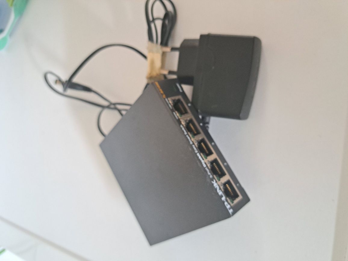 Switch 5 portas gigabit tp-link SG105E