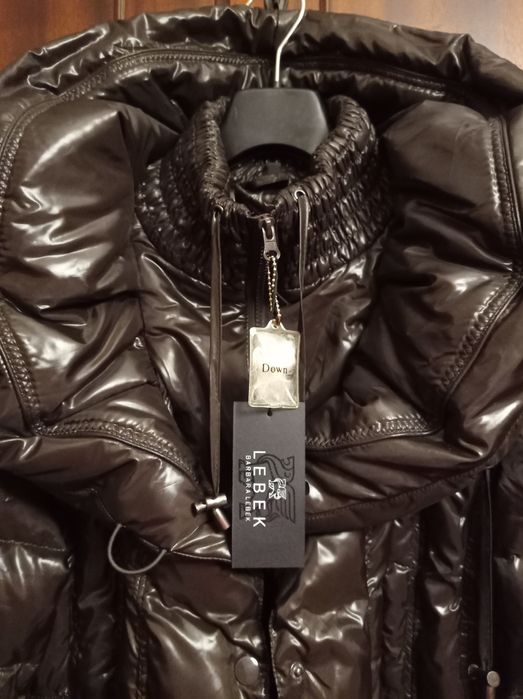 Пальто пуховик жіноча