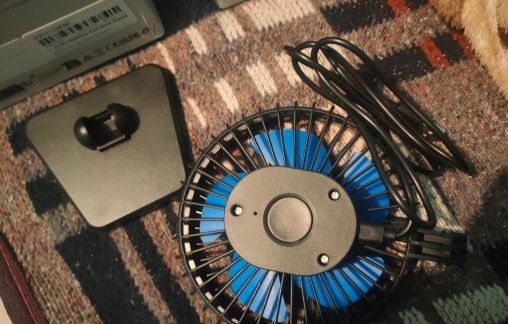 Новый.Вентилятор портативный usb GAIATOP TF30 .Черный ,синий