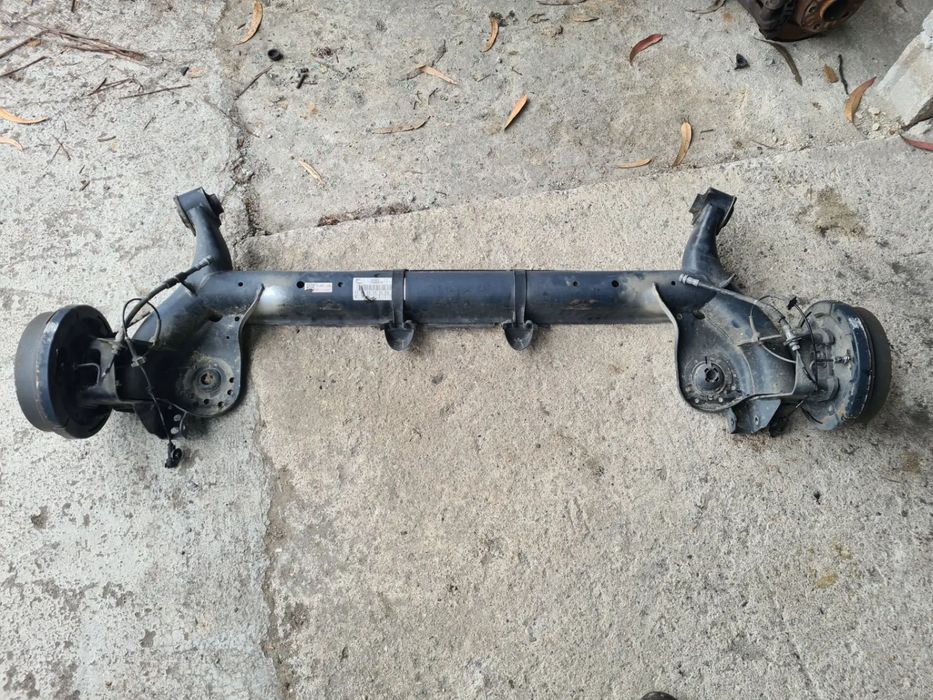 Eixo traseiro tambor FORD Fiesta VII (HJ, HF)