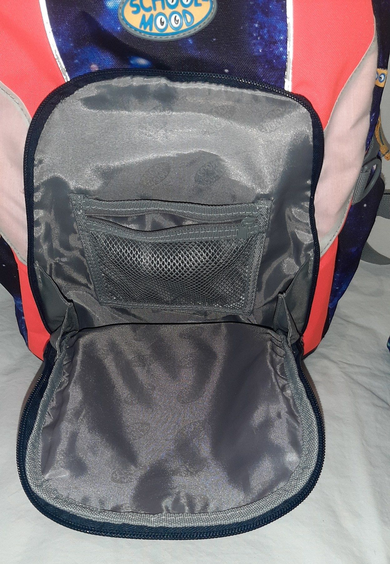 Школьный рюкзак для мальчика.