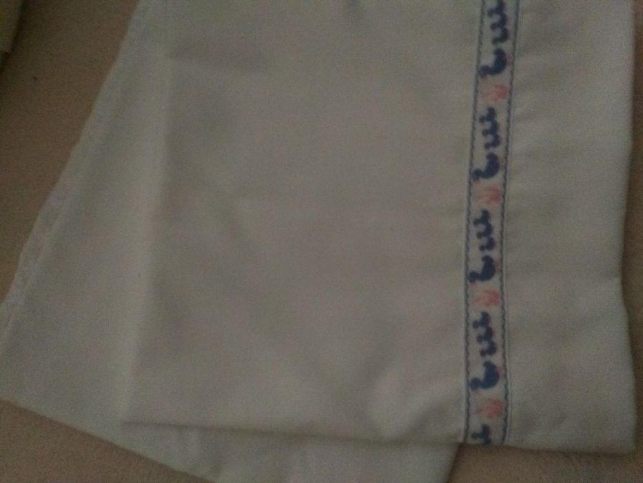 Cama recém nascido/Alcofa pintada à mão