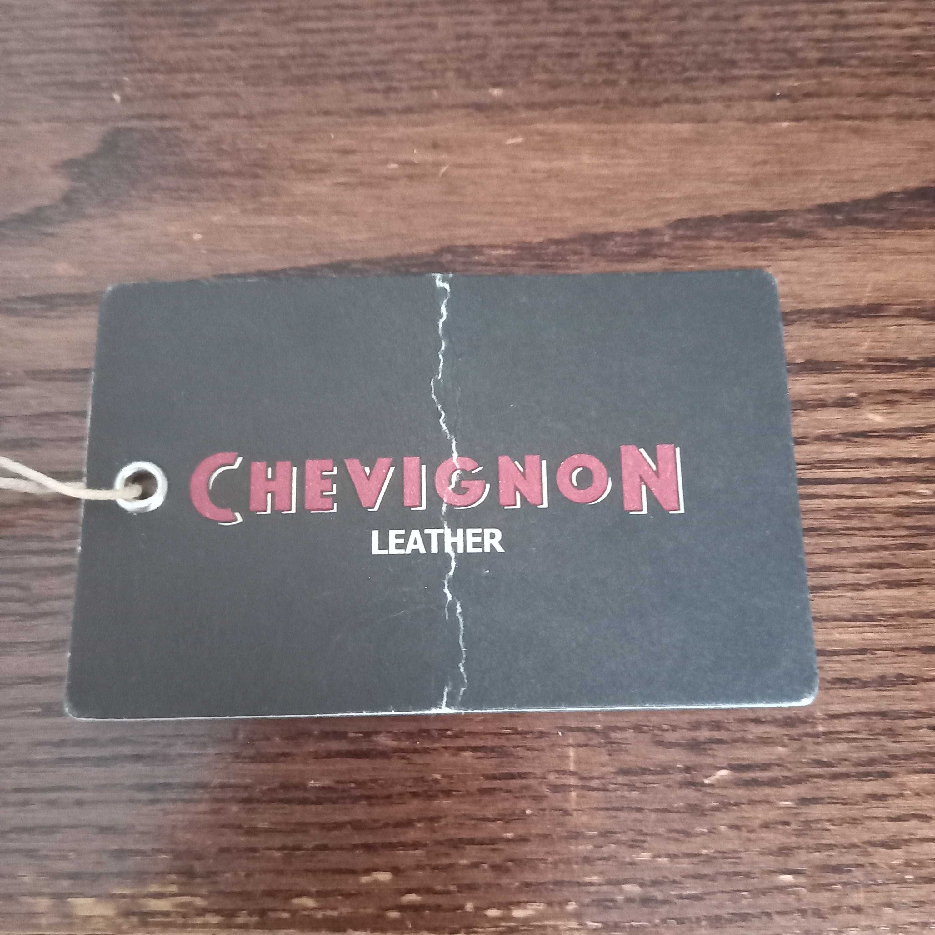 Vendo blusão de homem pele chevignon