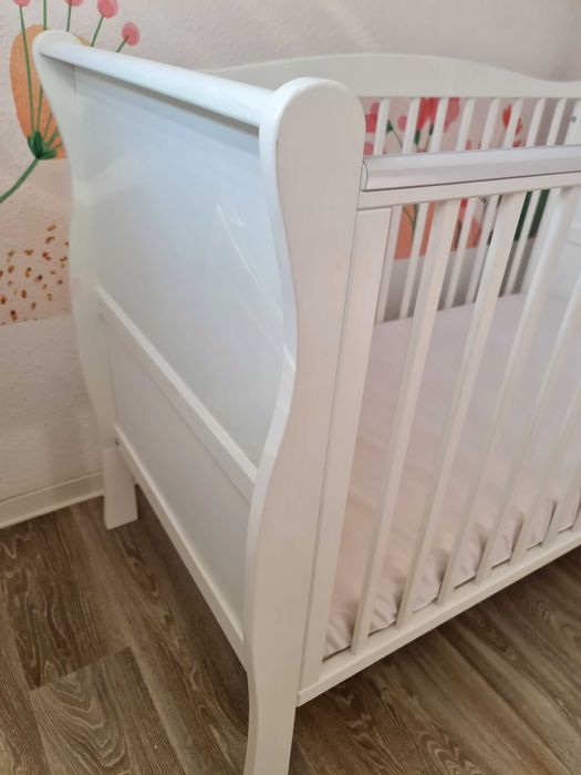 Drewniane lozeczko z gryzakiem Woodies 120×60+ materac, 2 wysokosci