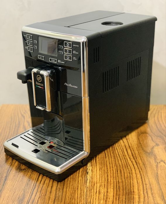 Кавомашина Saeco (Саеко) PicoBaristo  в гарному стані