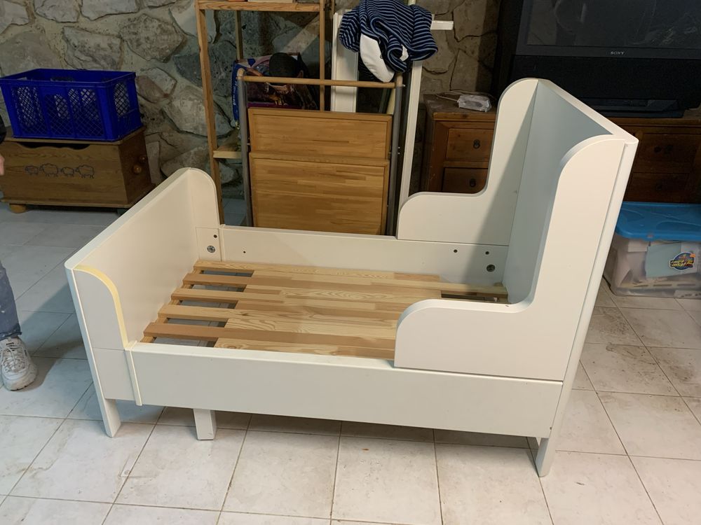 Cama extensivel Ikea