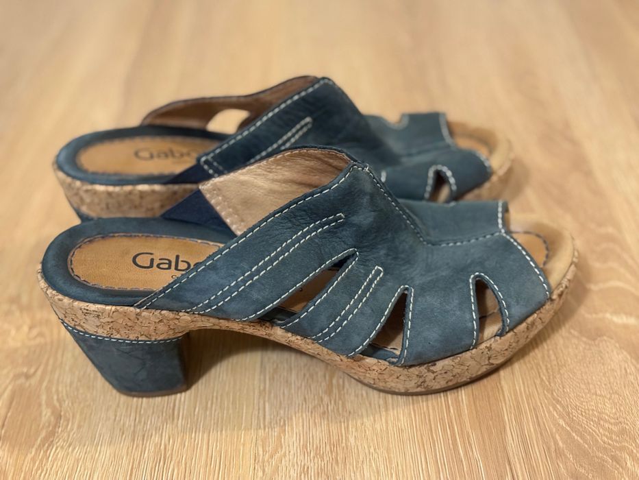 Klapki na obcasie na korkowej podeszwie Gabor 5 1/2