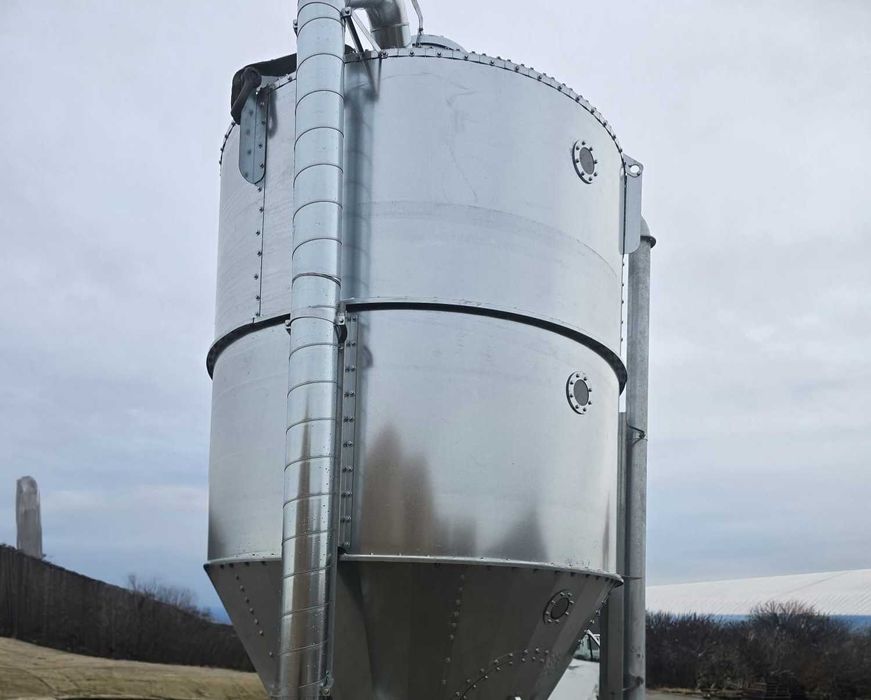 Silos zbiornik paszowy 48,86 m³ lejowy dowóz gotowy cały 28,5 Tony