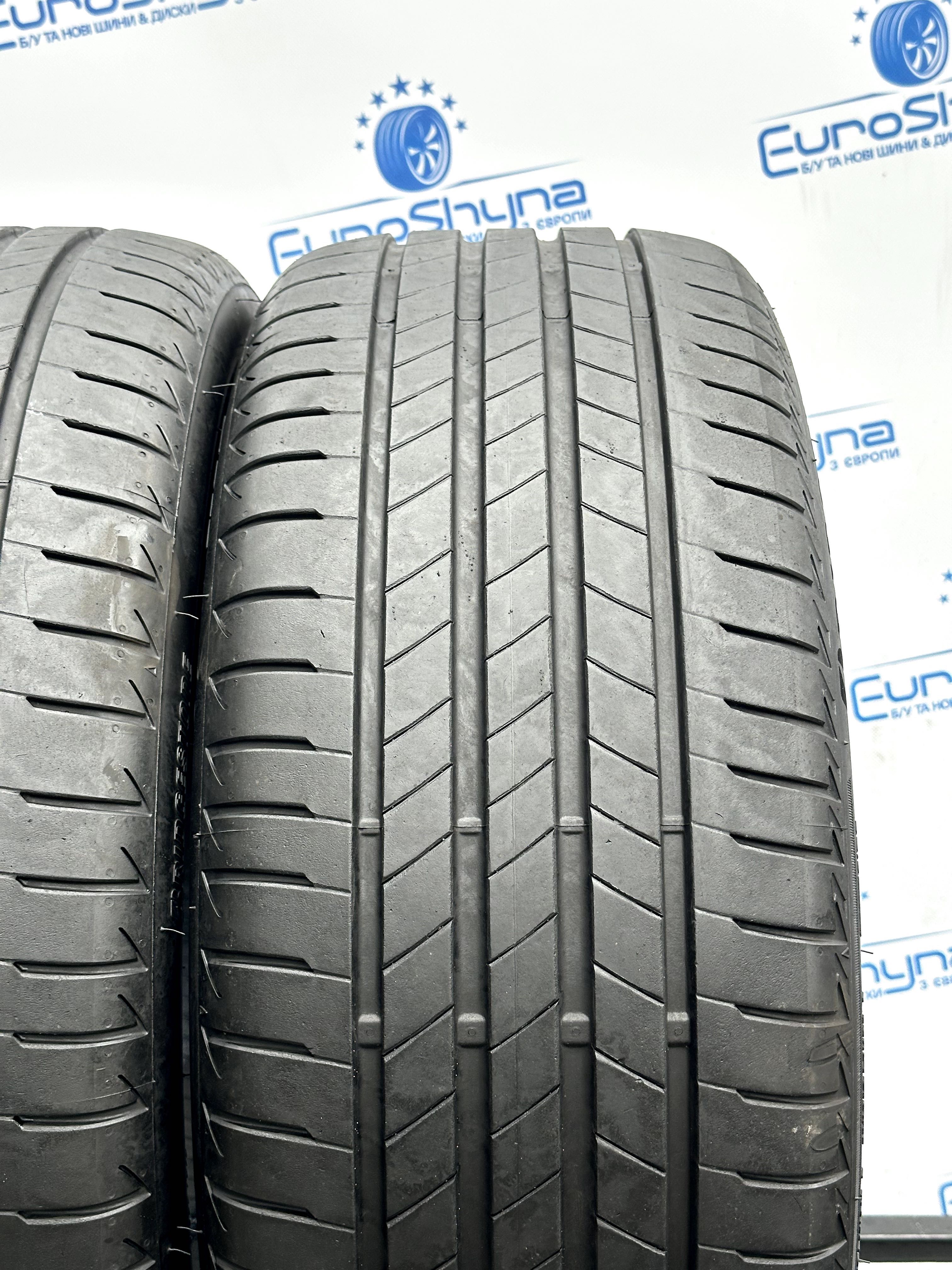 Літні шини 245 40 R19 98Y Bridgestone Turanza t005