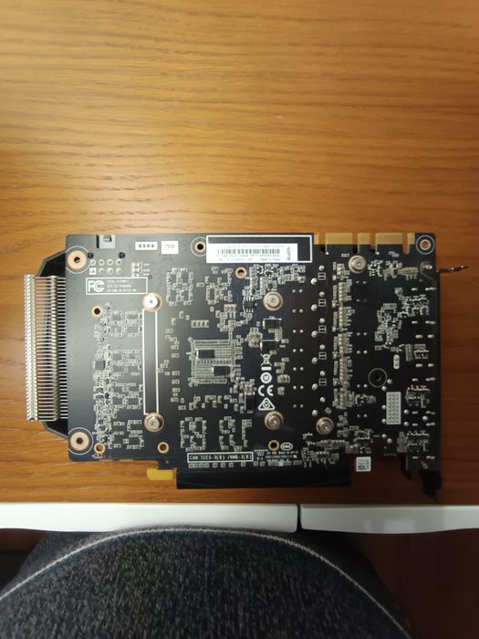 Placa gráfica zotac GeForce gtx