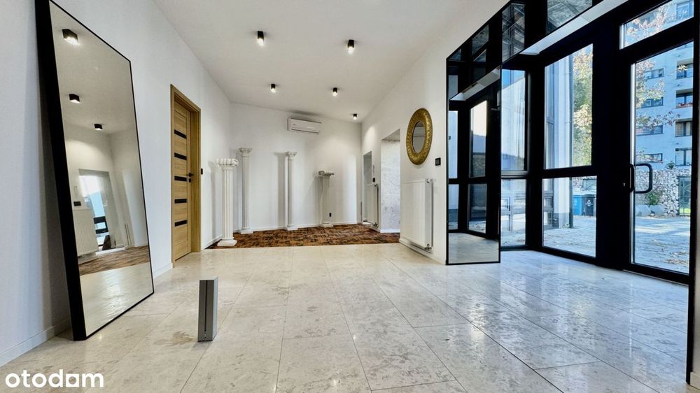 Wolnostojący budynek biurowy | 300 m² | własny par