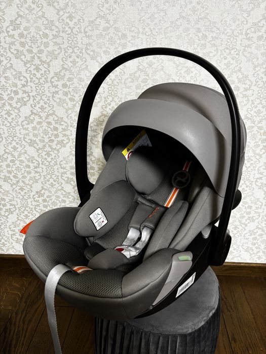 Автокрісло Cybex Cloud G+ plus Lava Grey з базою Isofix Cybex G 2025р