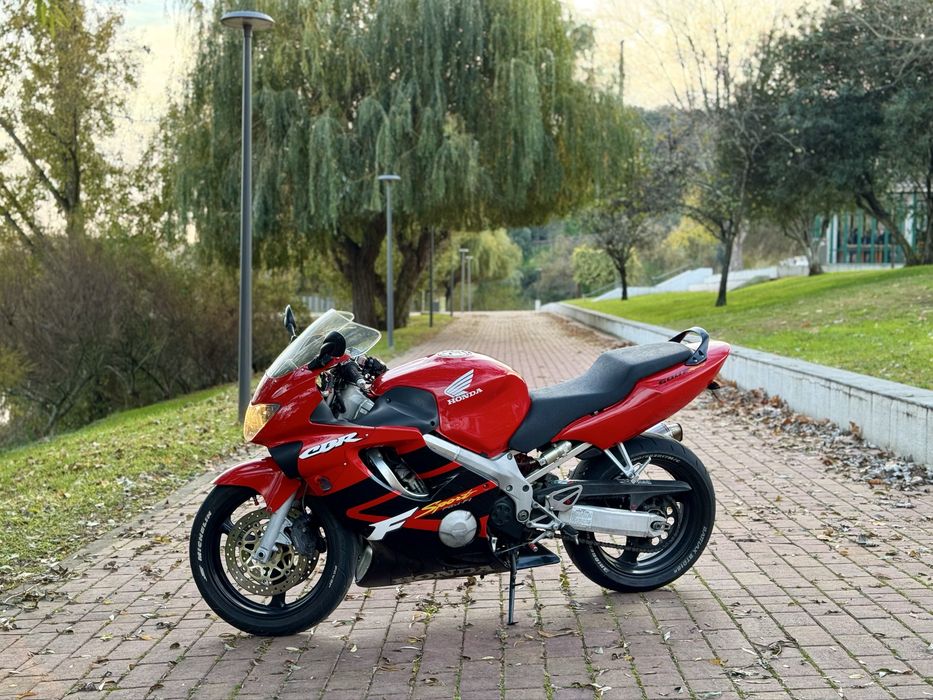 Honda CBR 600 F4