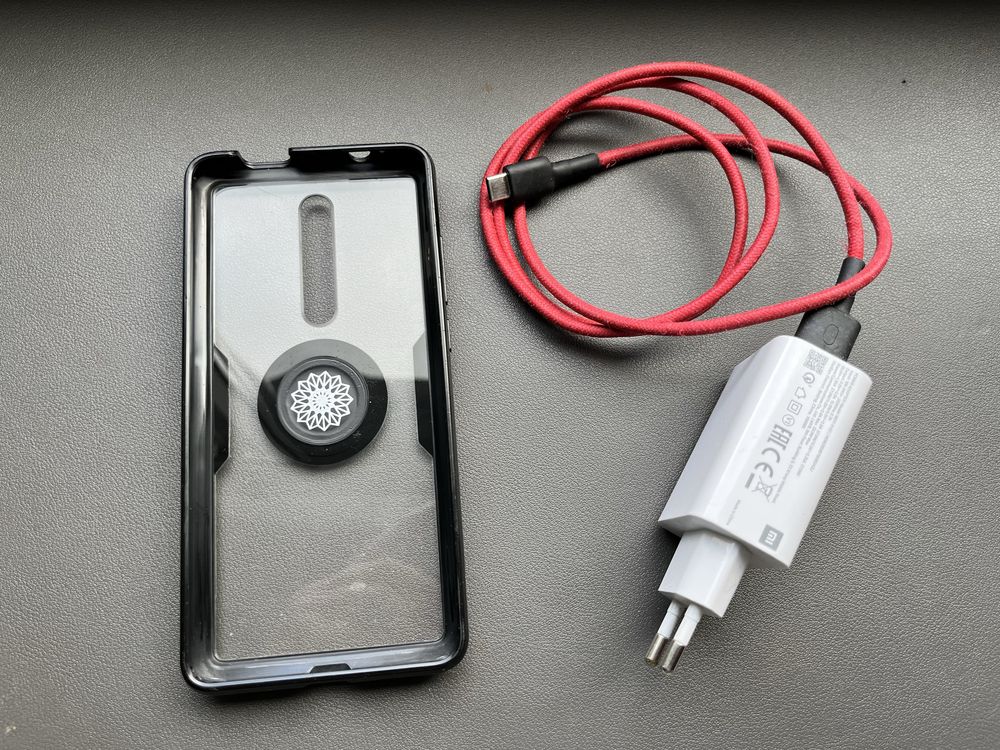 Продаю б/в смартфон Xiaomi Mi 9T 6/128GB Blue