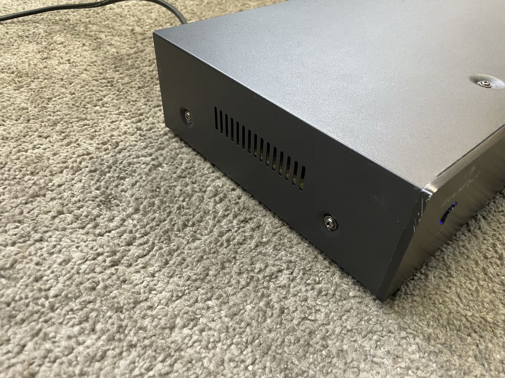 Wzmacniacz Amplituner stereo AUNA