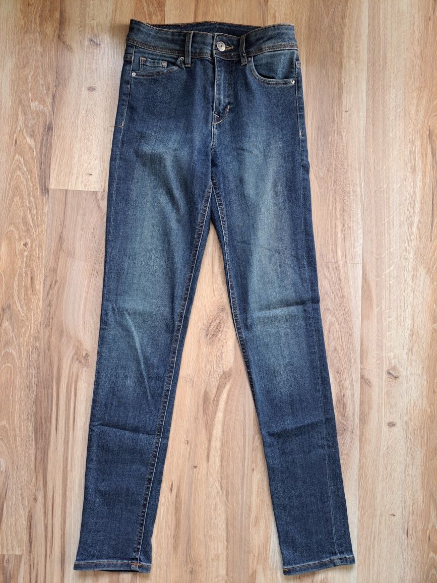 Spodnie H&M 26/30, pas od 67cm, skinny regular waist