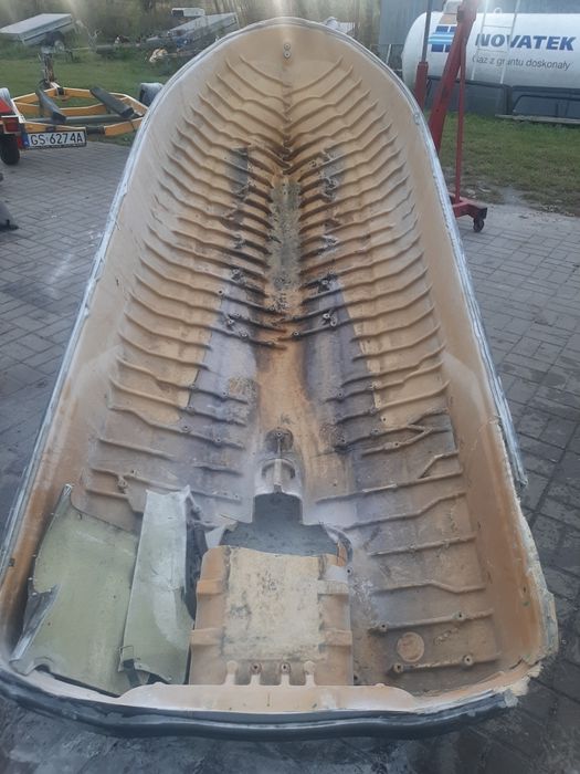 Kadlub łódka ponton skuter wodny tanio oddam 50zl