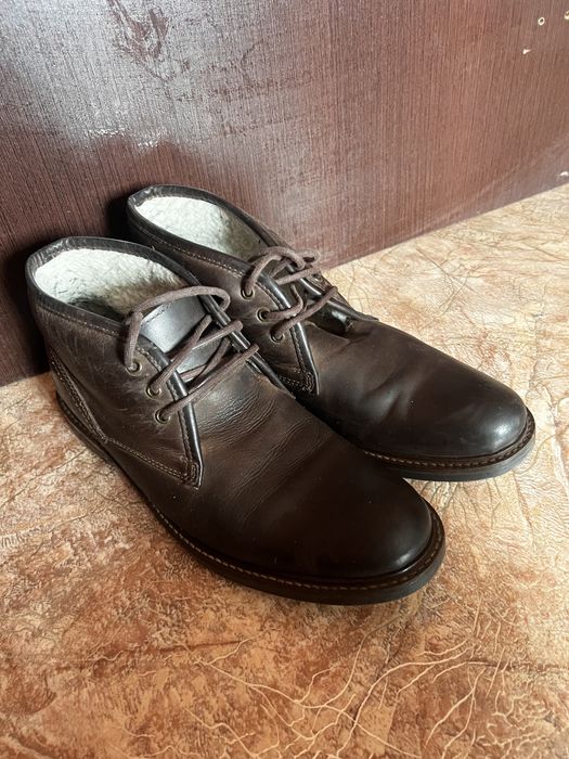 Шкіряні зимові чоботи Clarks