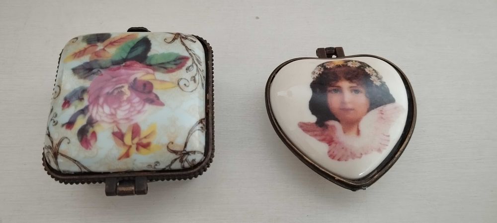 Caixinhas antigas para restauro ou reaproveitamento