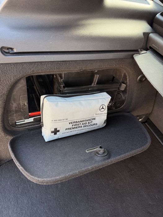 Продам мерседес В200