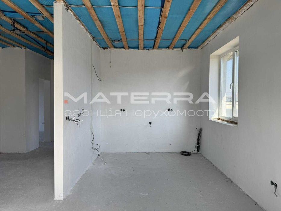 Продаж будинку в Тарасівка Київська обл. в оточенні лісу