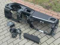 Deska rozdzielcza konsola Volvo V40 II / V40 II CC komplet ORYGINAŁ