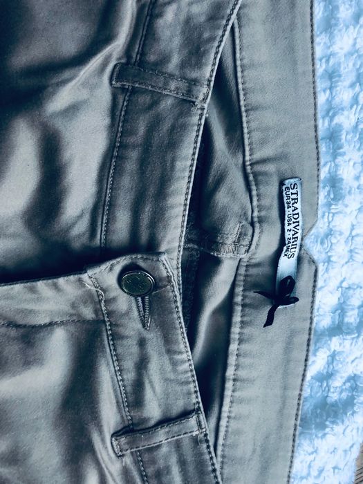 Spodnie stradivarius