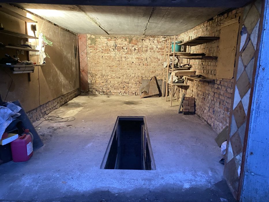 Продам гараж на Курчатова