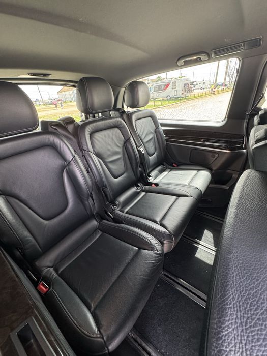 Mercedes V220 carro familiar