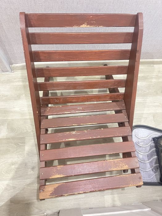 Стільці складні деревʼяні