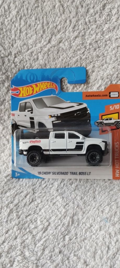 Hot wheels Chevy silverado trial Boss lt