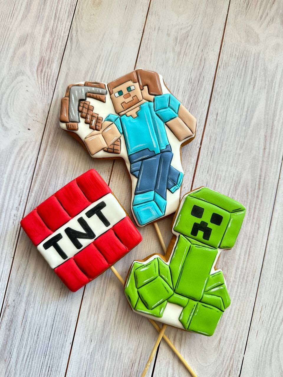 Пряники Roblox. Пряники Among us. Пряники медові.