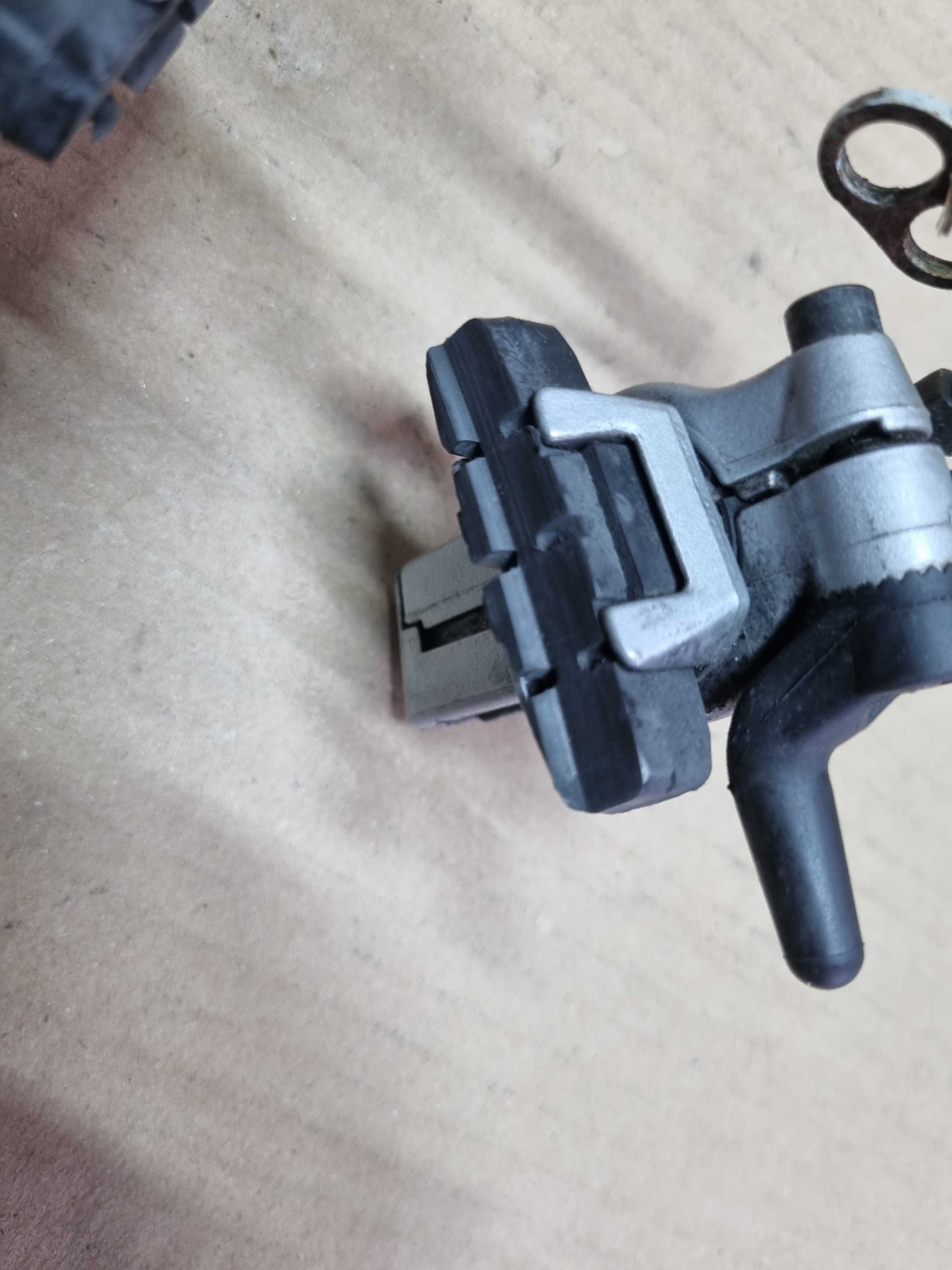 Hamulec przedni hydrauliczny Vbreak Magura, same szczęki