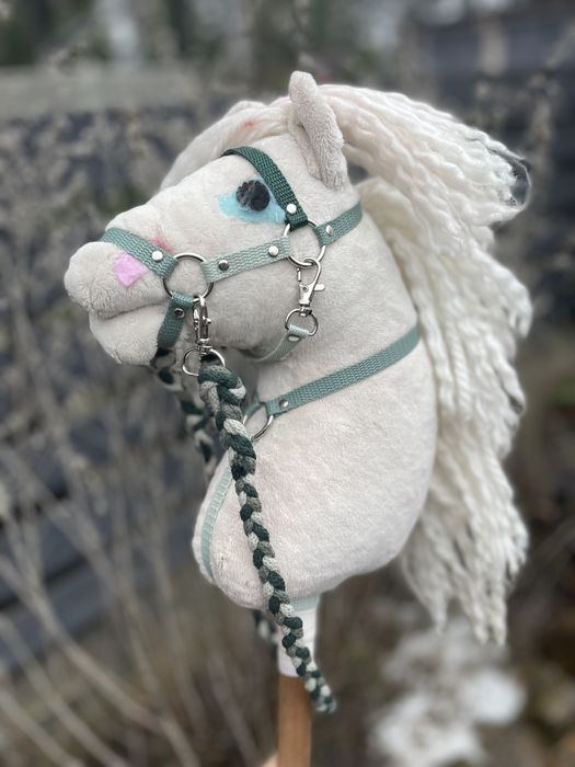 Nowy zestaw ogłowie z wodzami+napierśnik dla Hobby Horsa A4