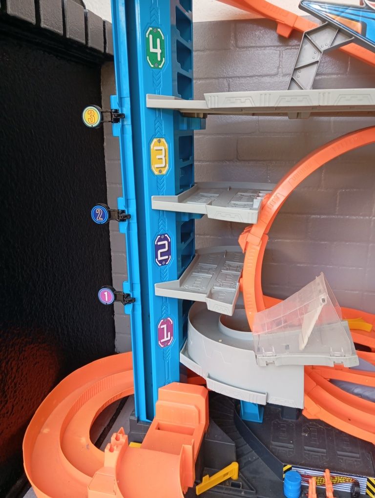Garagem hot wheels